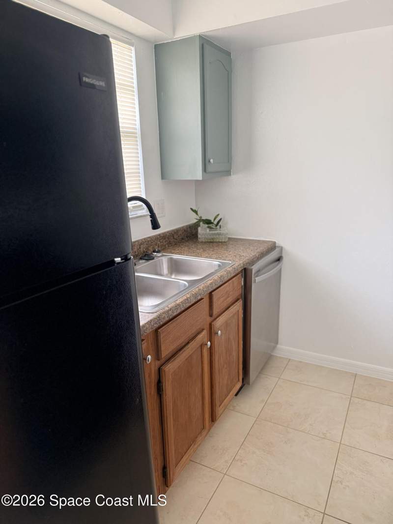 2 bedroom Townhouse at 1300 Arlington Lane #124, Arlington Pines Townhouses As Desc In Orb 3489 Pg, Palm Bay — photo 4