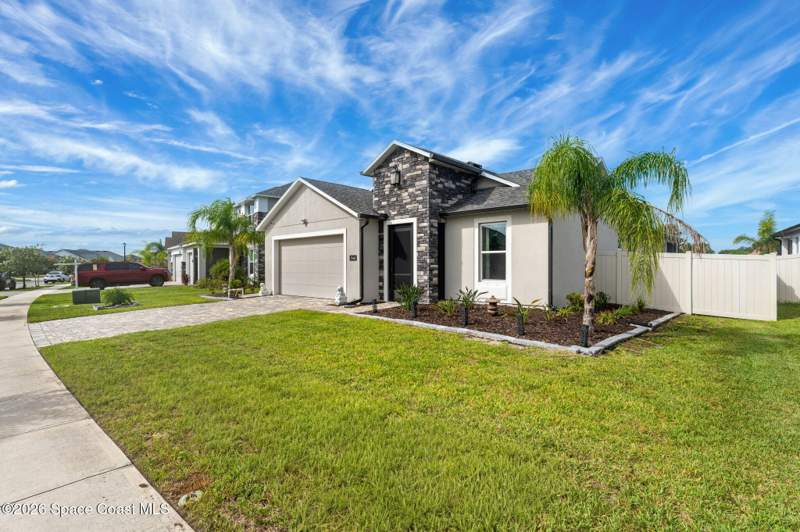 4 bedroom Single Family Residence at 3466 Rixford Way, Courtyards At Waterstone Ph I, Palm Bay — photo 4