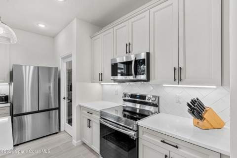 3466 Rixford Way, Palm Bay FL - photo 13 of 55