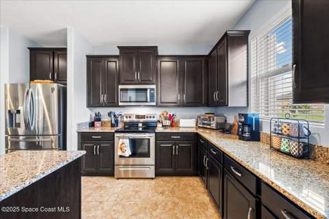 634 Easton Forest Circle, Palm Bay FL - photo 23 of 46