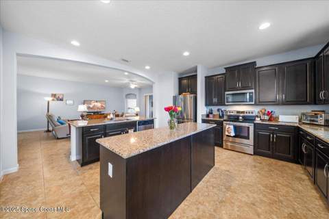 634 Easton Forest Circle, Palm Bay FL - photo 18 of 46