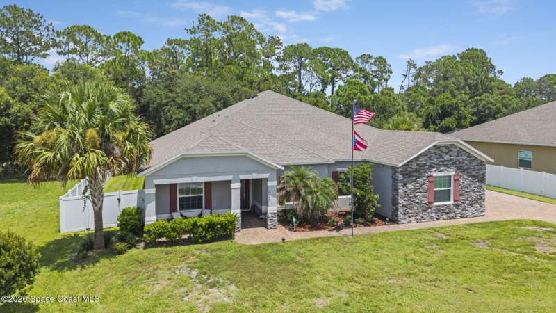 5 bedroom Single Family Residence at 3650 Breezy Point Lane, Summer Breeze Plantation, Cocoa — photo 3