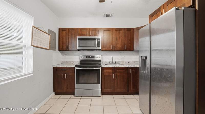3 bedroom Single Family Residence at 1103 Bellefonte Avenue, Broadmoor Acres Subd, Cocoa — photo 3