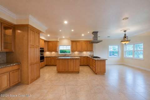 1613 N Indian River Drive, Cocoa FL - photo 18 of 62