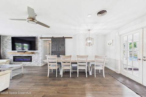 249 Harwood Avenue, Satellite Beach FL - photo 8 of 90