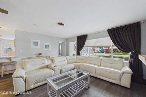 249 Harwood Avenue, Satellite Beach FL - photo 9 of 90