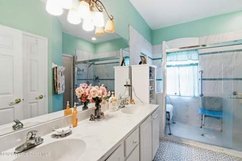 698 Thuringer Street, Palm Bay FL - photo 7 of 22