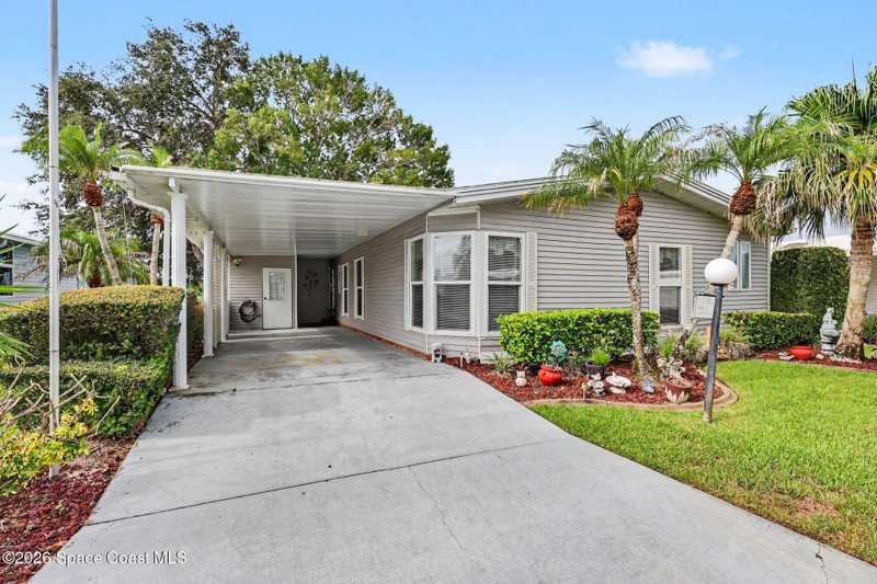 2 bedroom Manufactured Home at 315 Meridian Run Drive #93, Lost Lakes Condominium Ph I, Cocoa — photo 1