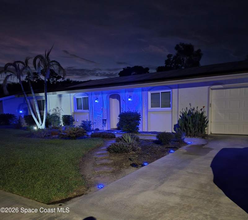 4 bedroom Single Family Residence at 140 Sea Breeze Circle, Villa De Palmas Unit 2, Merritt Island — photo 5