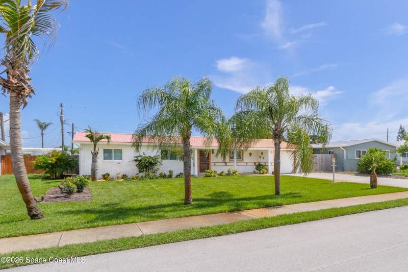 3 bedroom Single Family Residence at 214 Atlantic Boulevard, Seacoast Shores Unit 5, Indian Harbour Beach — photo 3