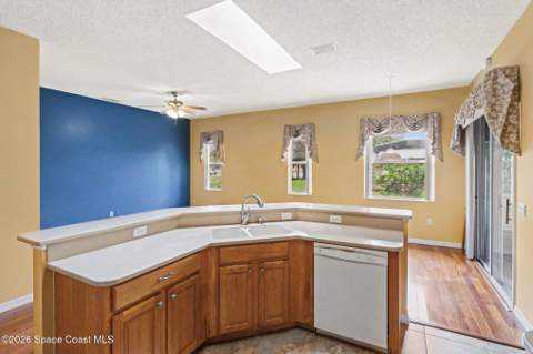 292 Nesbitt Street, Palm Bay FL - photo 11 of 33