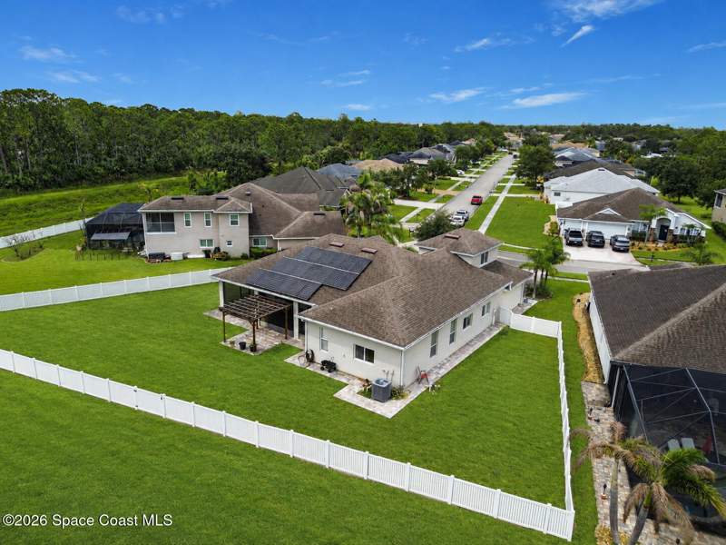 4 bedroom Single Family Residence at 197 Brandy Creek Circle, Forest Glen at Bayside Lakes, Palm Bay — photo 3