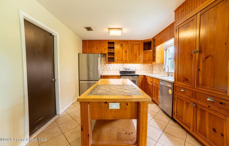 3 bedroom Single Family Residence at 4040 Raney Road, Coquina Hills 1st Addn, Titusville — photo 2