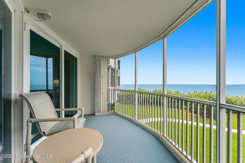 2 bedroom Condominium at 1175 Jimmy Buffett Memorial Highway #209, Buccaneer Condo Apts, Satellite Beach — photo 4