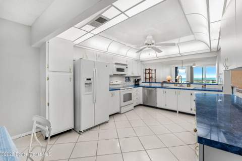 1175 Jimmy Buffett Memorial Highway #209, Satellite Beach FL - photo 23 of 56
