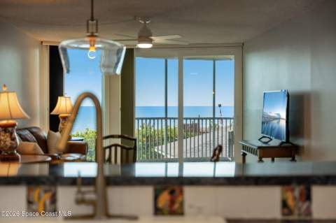 1175 Jimmy Buffett Memorial Highway #209, Satellite Beach FL - photo 17 of 56