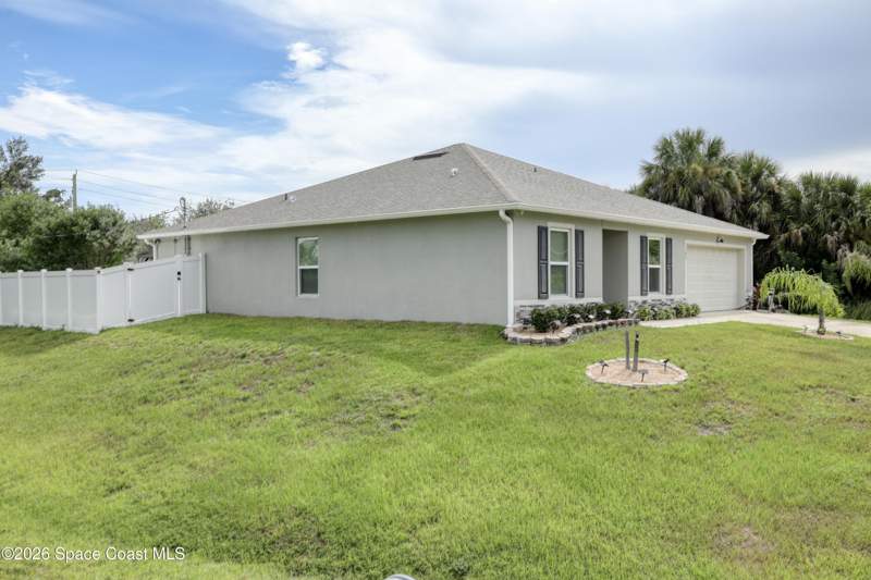 4 bedroom Single Family Residence at 102 Fayetteville Street, Port Malabar Unit 30, Palm Bay — photo 4
