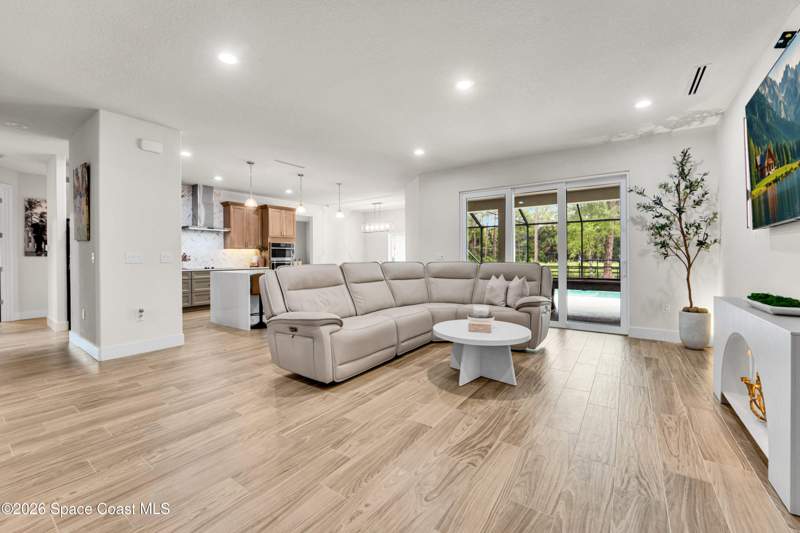 5 bedroom Single Family Residence at 8025 SE Babcock Street, South Grant, Grant-Valkaria — photo 5