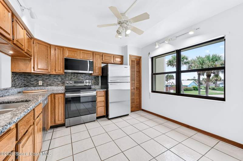 2 bedroom Condominium at 1850 Atlantic Street #124, Breakers West Condo, Melbourne Beach — photo 4