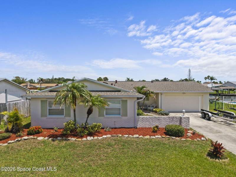 4 bedroom Single Family Residence at 420 Sundoro Court, Catalina Isle Estates Unit 6, Merritt Island — photo 1