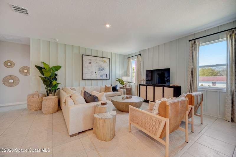 4 bedroom Single Family Residence at 1142 Banff Drive, Reserve at Country Club Lakes Estates, Palm Bay — photo 4