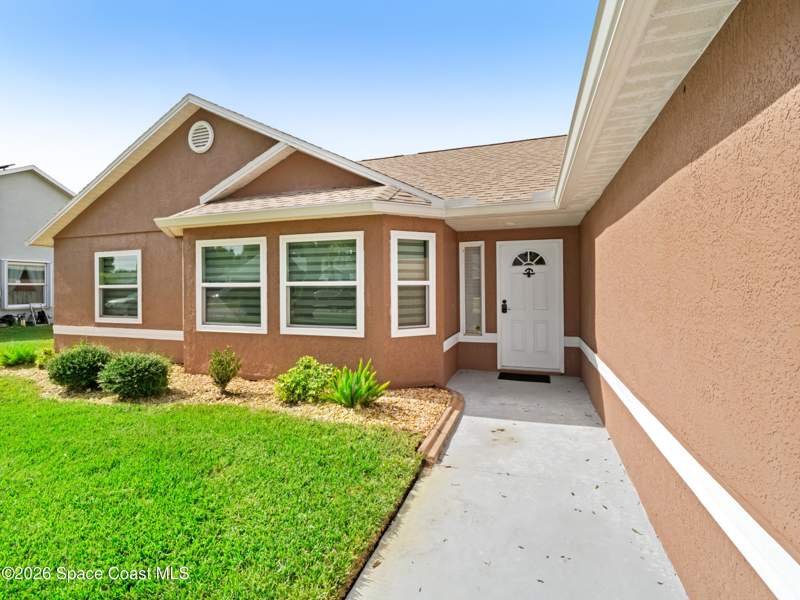 3 bedroom Single Family Residence at 1320 Ambra Drive, Six Mile Creek Phase 1, Melbourne — photo 5