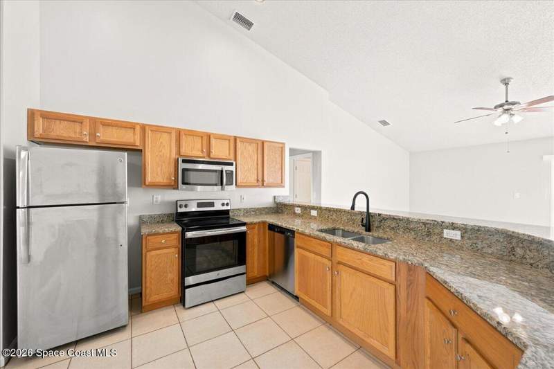 3 bedroom Single Family Residence at 1225 Devon Street, Port Malabar Unit 46, Palm Bay — photo 5