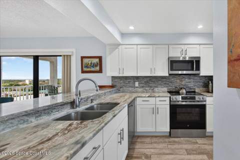 1000 N Atlantic Avenue #716, Cocoa Beach FL - photo 9 of 38