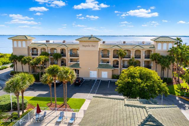 Magnolia Bay Condo