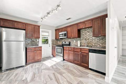 2267 Robinhood Drive, Melbourne FL - photo 11 of 25