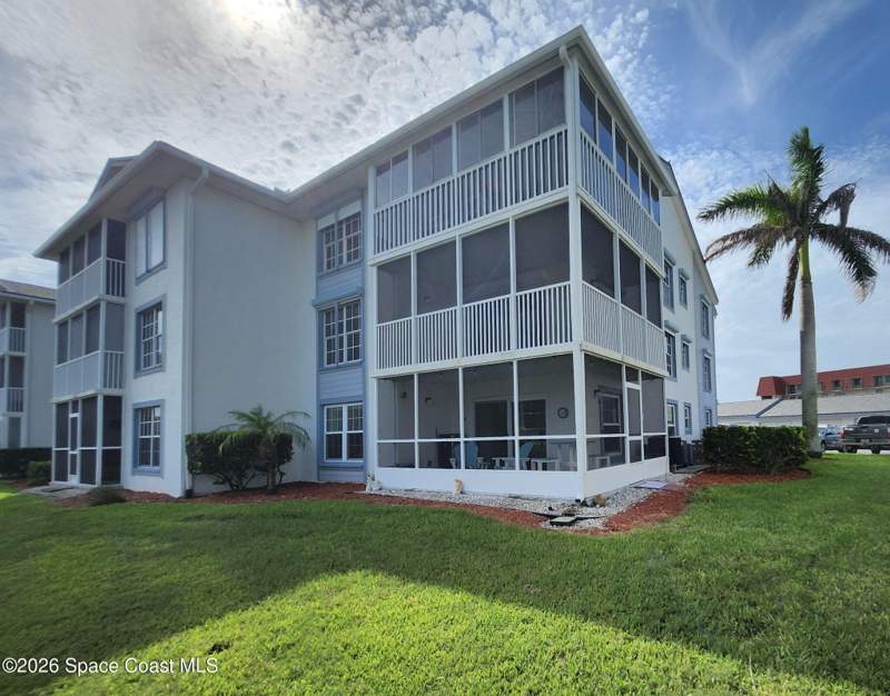 3 bedroom Condominium at 640 S Brevard Avenue #1211, Harbor Isles II Phase V, Cocoa Beach — photo 3