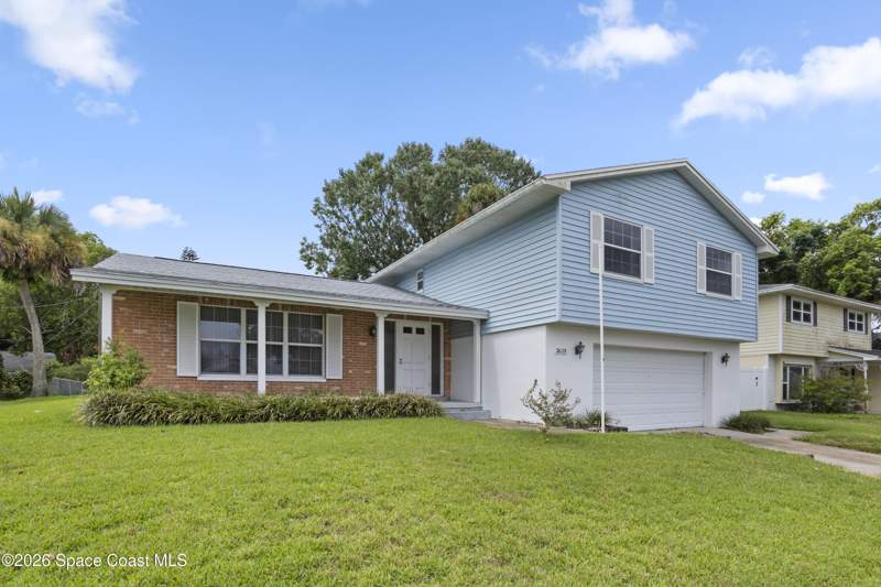 4 bedroom Single Family Residence at 2628 Driftwood Drive, Hickory Hill Unit No 3, Titusville — photo 2
