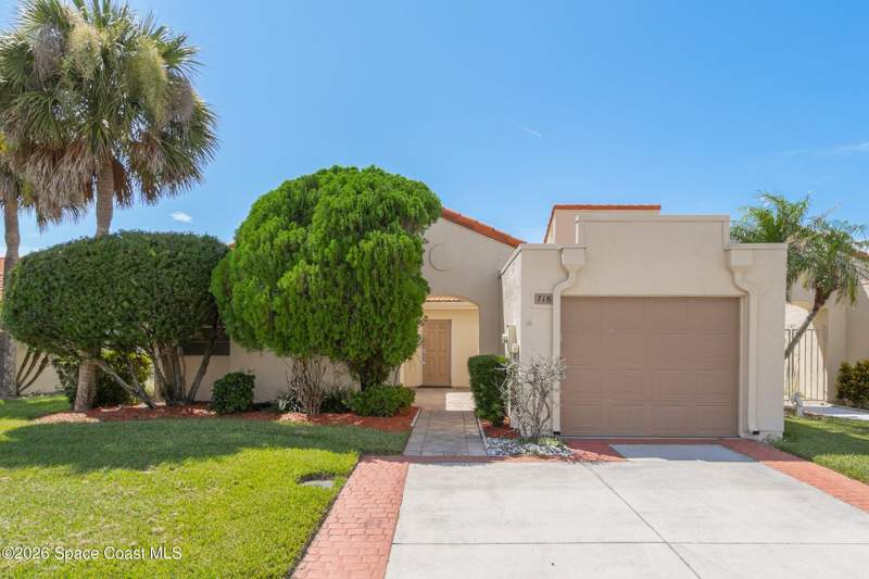 3 bedroom Single Family Residence at 718 Pine Island Drive, Courtyards Suntree Pud Stage 5 Tr 62 Unit 3 Th, Melbourne — photo 2