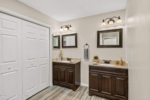 718 Pine Island Drive, Melbourne FL - photo 24 of 71
