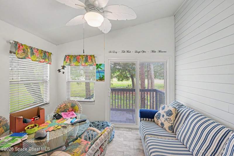 2 bedroom Manufactured Home at 535 Lake Drive #535, The Great Outdoors Premier RV/Golf Resort II, Titusville — photo 2