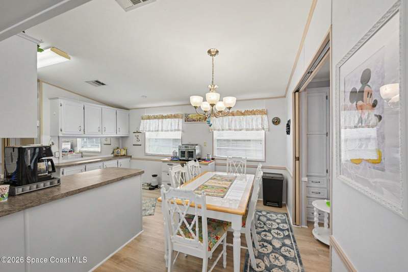2 bedroom Manufactured Home at 535 Lake Drive #535, The Great Outdoors Premier RV/Golf Resort II, Titusville — photo 5