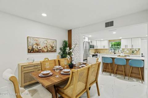 1531 S Orlando Avenue, Cocoa Beach FL - photo 8 of 31