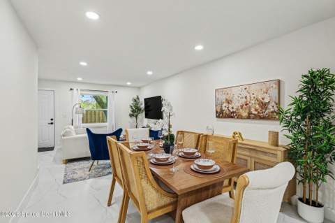 1531 S Orlando Avenue, Cocoa Beach FL - photo 9 of 31
