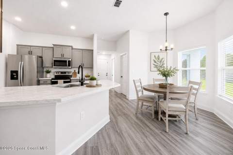 2238 Whiteside Avenue, Palm Bay FL - photo 9 of 17