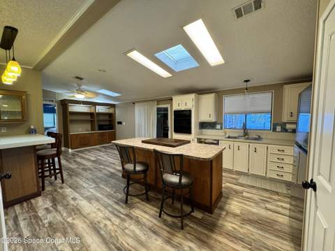 600 N Dolphin Circle, Barefoot Bay FL - photo 21 of 50