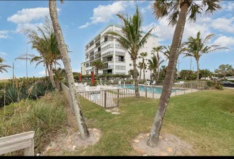 1835 S Atlantic Avenue #401, Cocoa Beach FL - photo 21 of 30