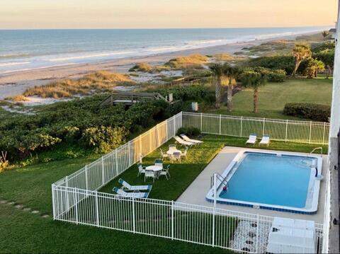 1835 S Atlantic Avenue #401, Cocoa Beach FL - photo 23 of 30