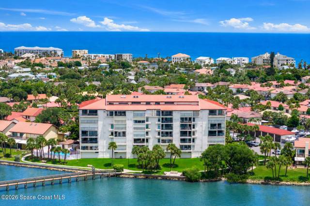 Riverside Condos At Beach Woods