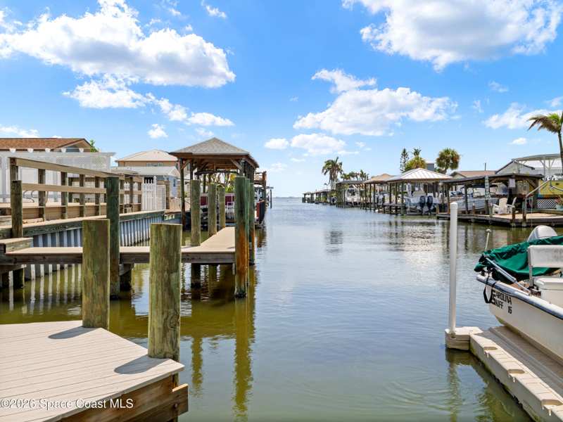 3 bedroom Single Family Residence at 1655 S Shelter Trail, Riviera Isles Unit 1 Replat, Merritt Island — photo 1