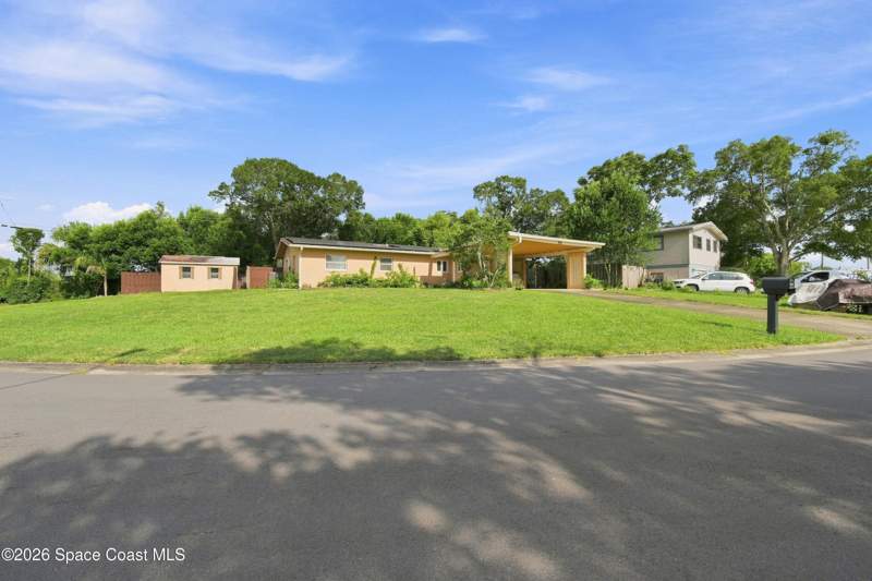 2 bedroom Single Family Residence at 1419 Brook Drive, Country Club Heights 2nd Addn, Titusville — photo 3