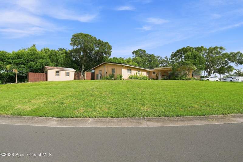 2 bedroom Single Family Residence at 1419 Brook Drive, Country Club Heights 2nd Addn, Titusville — photo 2