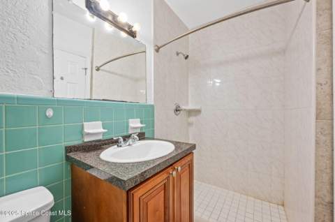 907 Espanola Way, Melbourne FL - photo 9 of 31