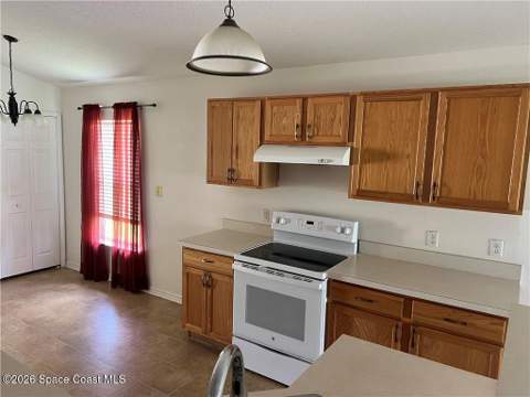 1995 Snapdragon Drive, Palm Bay FL - photo 9 of 27