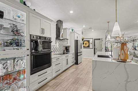 607 SE Gleneagles Drive, Palm Bay FL - photo 10 of 60