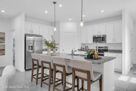 637 Castleford Avenue, Palm Bay FL - photo 6 of 31